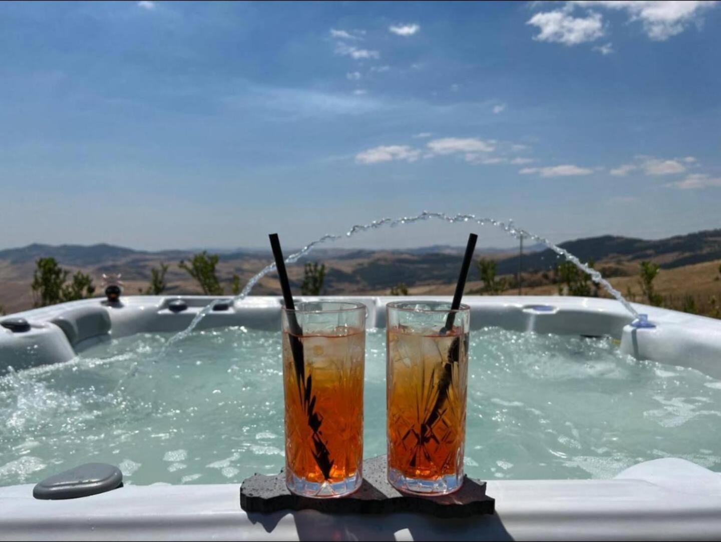 Montesoprano - - - Gym -camping - *